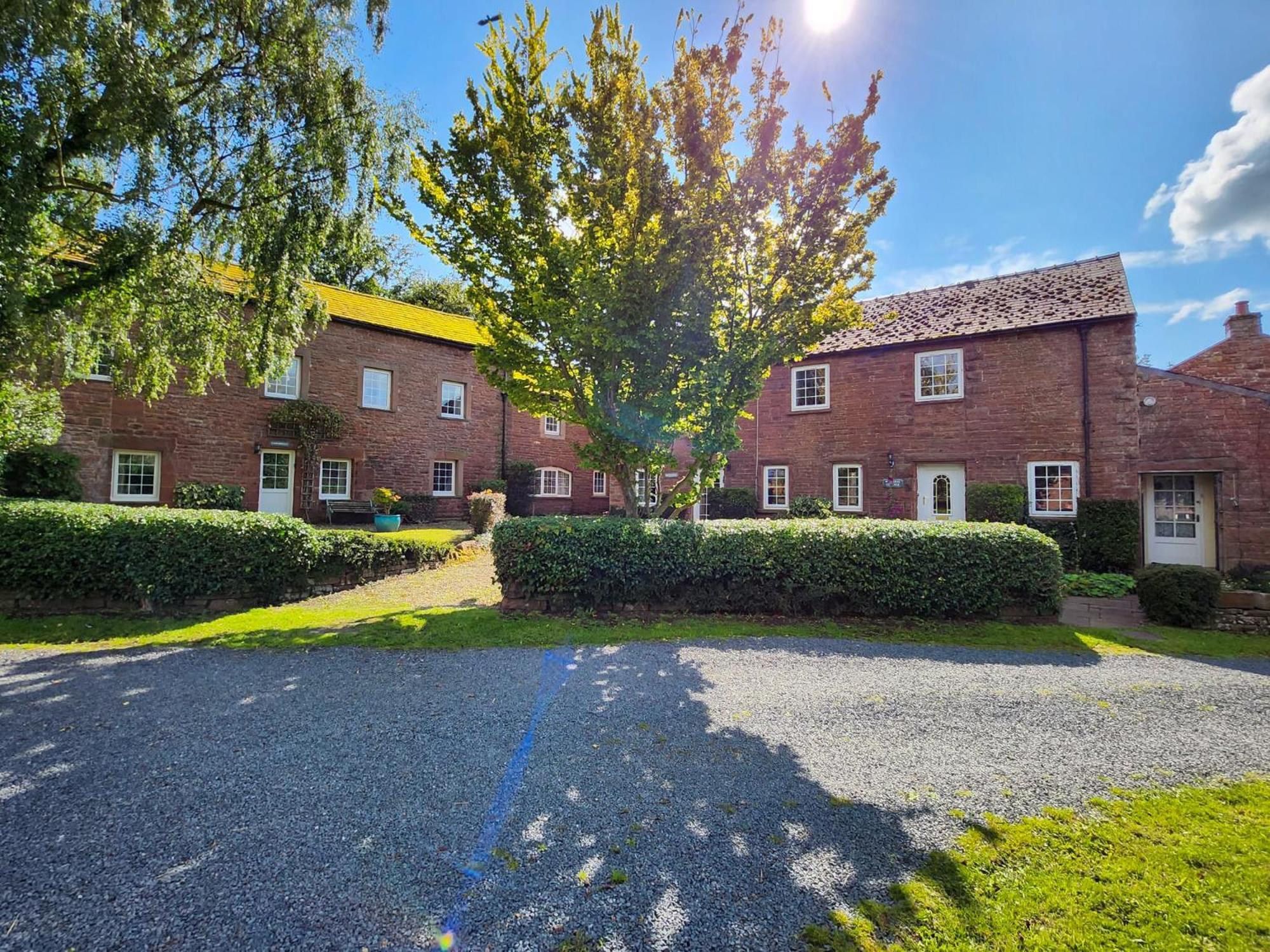 Mickledale & Langriggs At Wetheral Cottages Great Salkeld エクステリア 写真